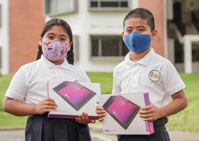 Acceso a tecnología para la educación y el conocimiento