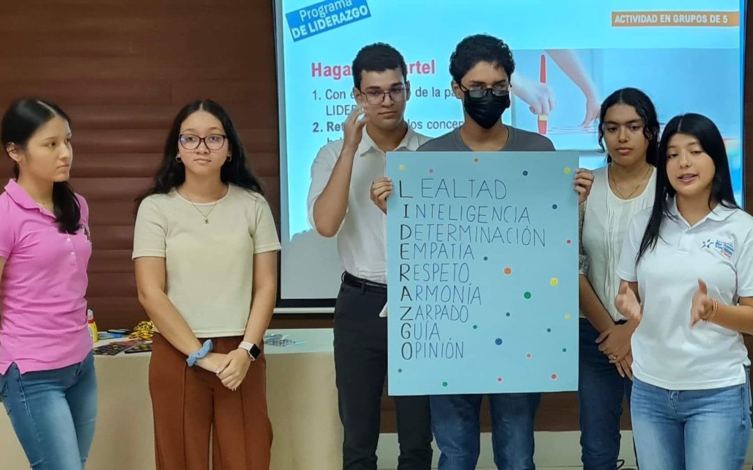 Talleres de liderazgo para becados