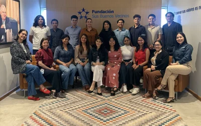 Visita de nuestros becados universitarios